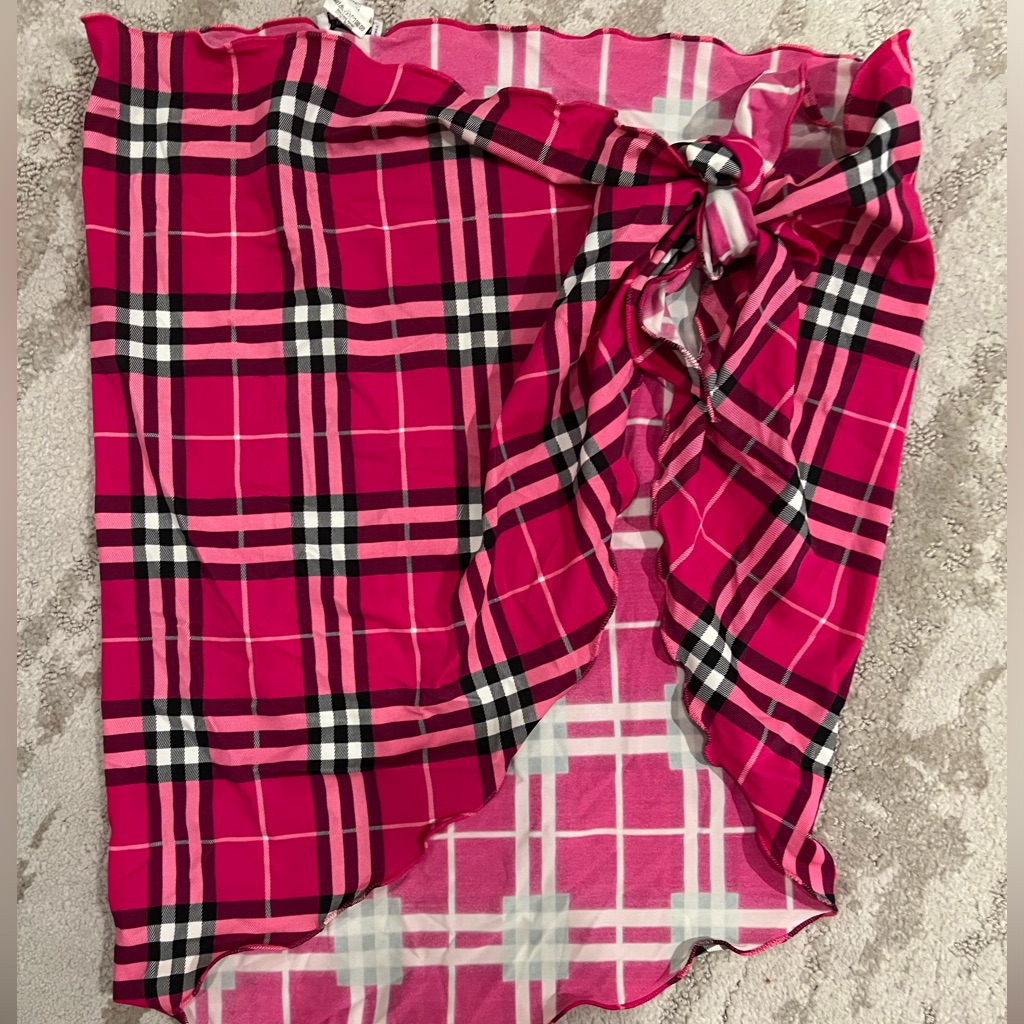 Burberry Authentic Vintage Hot Pink Sarong - Like New.